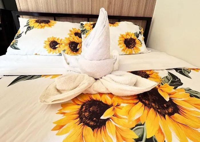 Hotel Aj Staycation